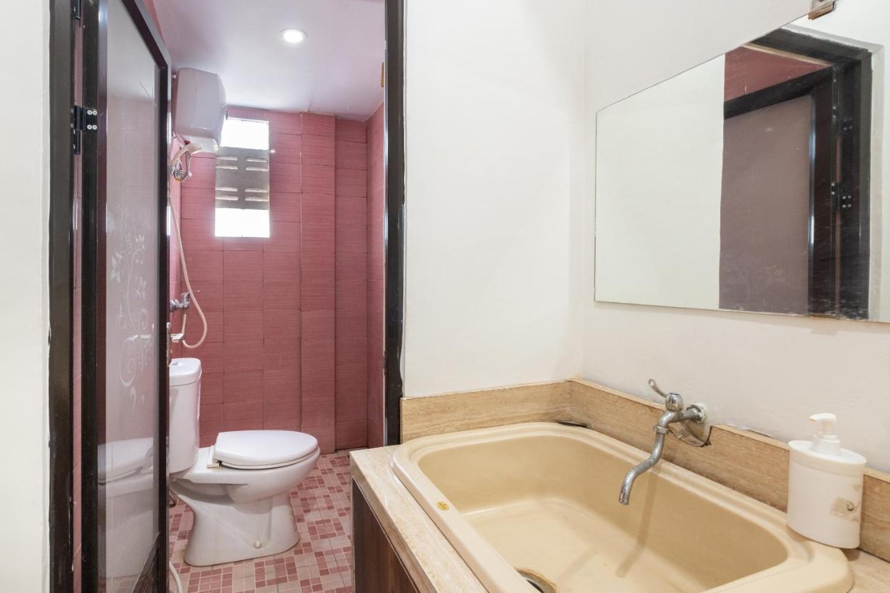 OYO 3775 Ketut Inn Pesanggaran Bagian luar foto